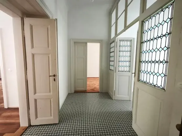 Pronájem kanceláře, Praha - Vinohrady, Mikovcova, 95 m2