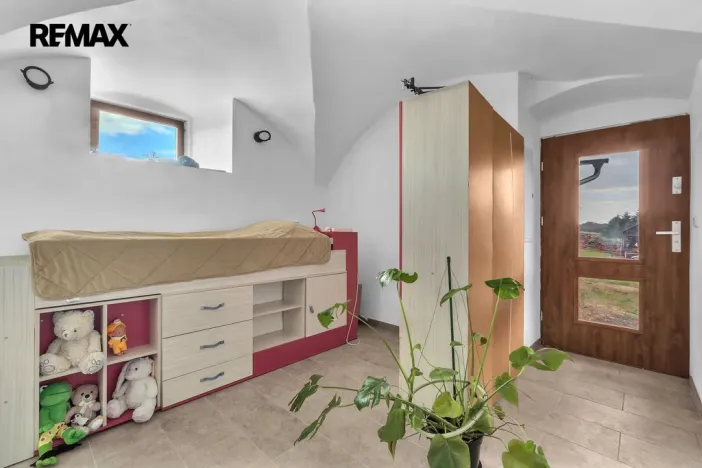 Prodej rodinného domu, Šonov, 237 m2