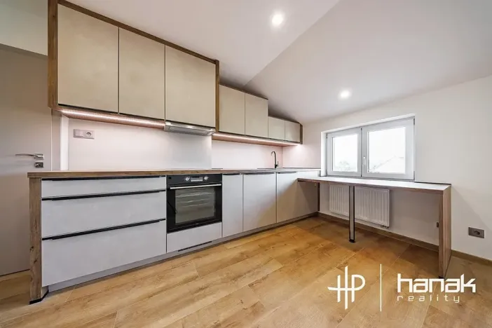 Pronájem bytu 1+kk, Olomouc, Ondřejova, 55 m2