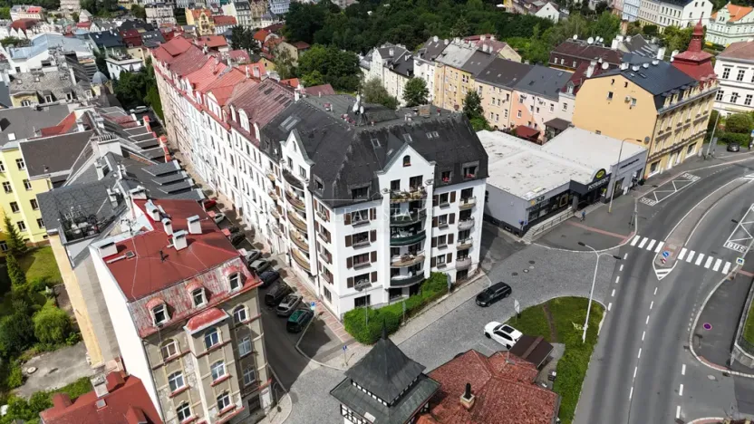 Prodej bytu 3+1, Karlovy Vary, Raisova, 110 m2
