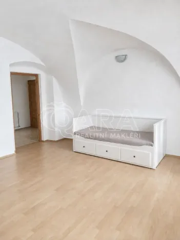 Pronájem bytu 1+kk, Pelhřimov, Solní, 37 m2