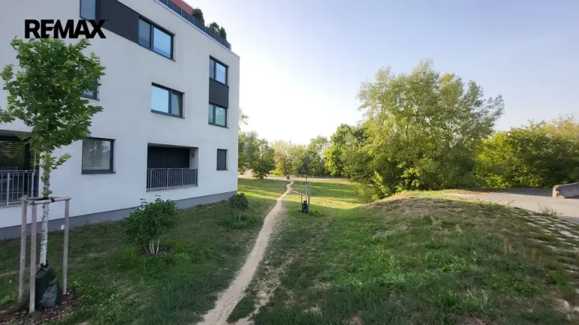Pronájem bytu 2+kk, Olomouc - Hejčín, Lazecká, 57 m2