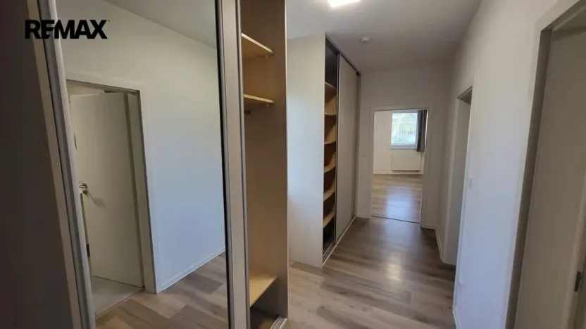 Pronájem bytu 2+kk, Olomouc - Hejčín, Lazecká, 57 m2