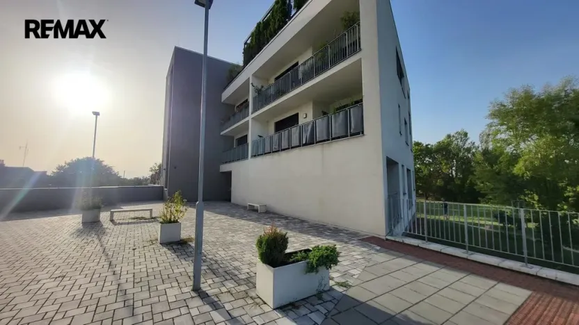 Pronájem bytu 2+kk, Olomouc - Hejčín, Lazecká, 57 m2