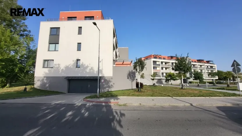 Pronájem bytu 2+kk, Olomouc - Hejčín, Lazecká, 57 m2