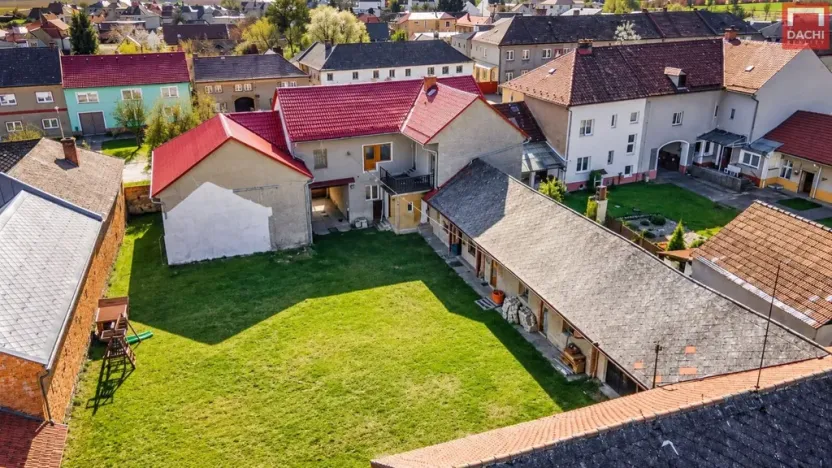 Prodej zemědělské usedlosti, Moravičany, 350 m2