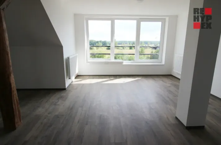 Pronájem bytu 2+1, Mimoň - Mimoň V, Nádražní, 57 m2