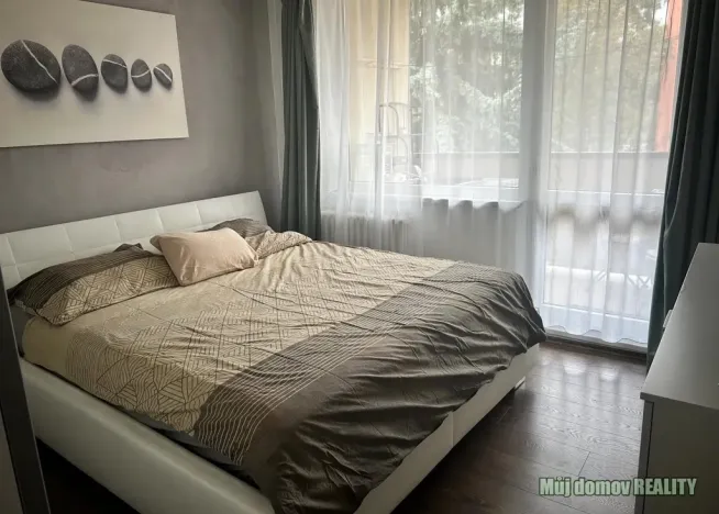 Pronájem bytu 3+1, Praha - Zličín, Tasovská, 72 m2