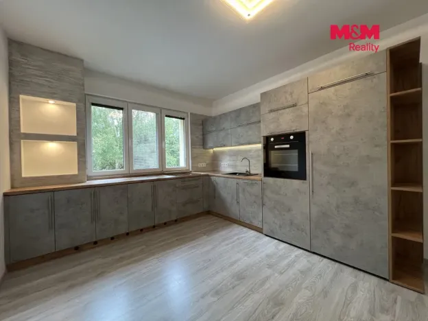 Pronájem bytu 3+kk, Karviná - Mizerov, tř. Těreškovové, 56 m2