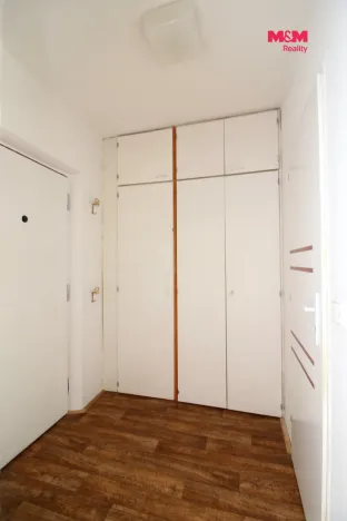 Pronájem bytu 1+kk, Hradec Králové - Pražské Předměstí, Hrubínova, 38 m2