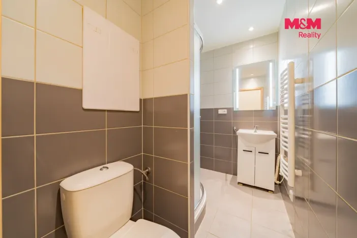 Prodej bytu 2+1, Aš, Hlavní, 61 m2