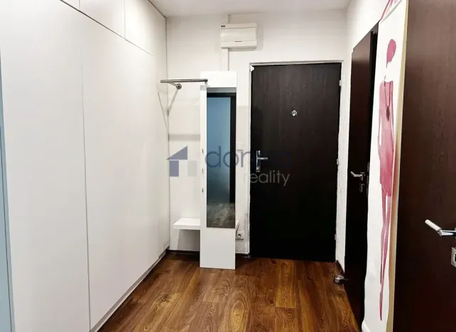 Pronájem bytu 3+1, Praha, Tasovská, 72 m2
