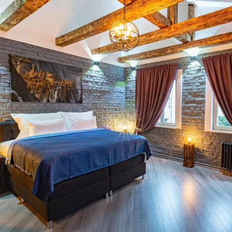 Prodej ubytování, Karlovy Vary, Foersterova, 2100 m2