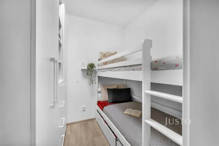 Prodej bytu 1+kk, Týnec nad Sázavou, Okružní, 37 m2