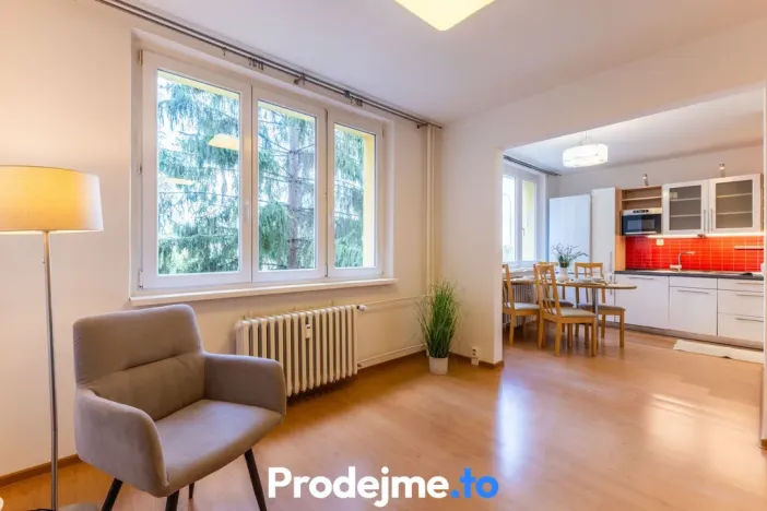 Pronájem bytu 3+1, Praha - Hostivař, U průseku, 77 m2
