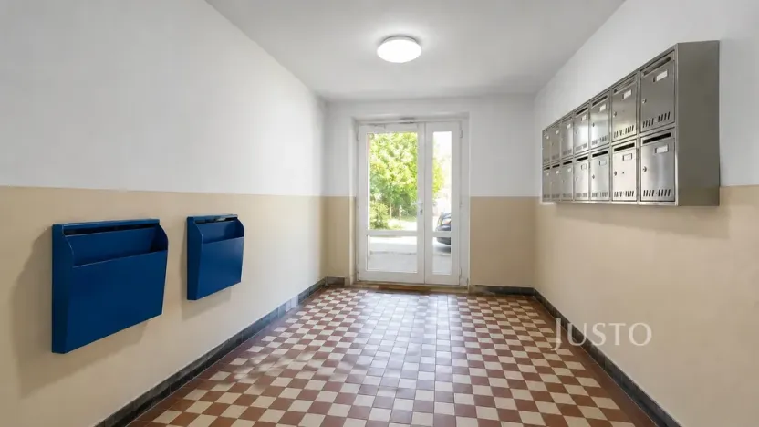 Prodej bytu 2+1, Praha - Kobylisy, Šimůnkova, 46 m2
