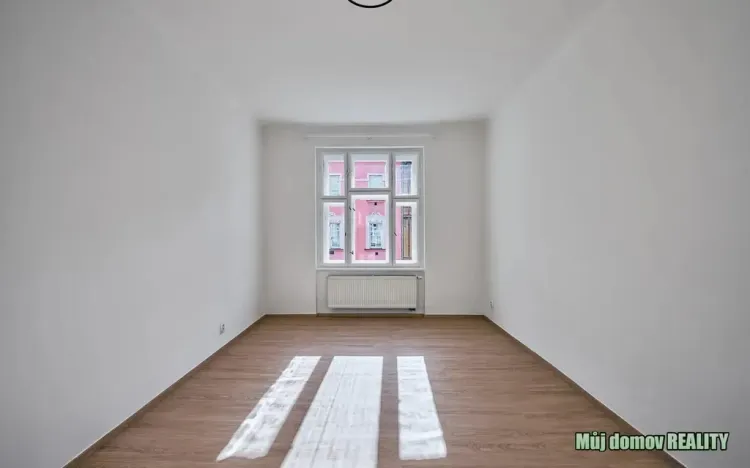 Pronájem bytu 2+kk, Praha - Libeň, Braunerova, 51 m2