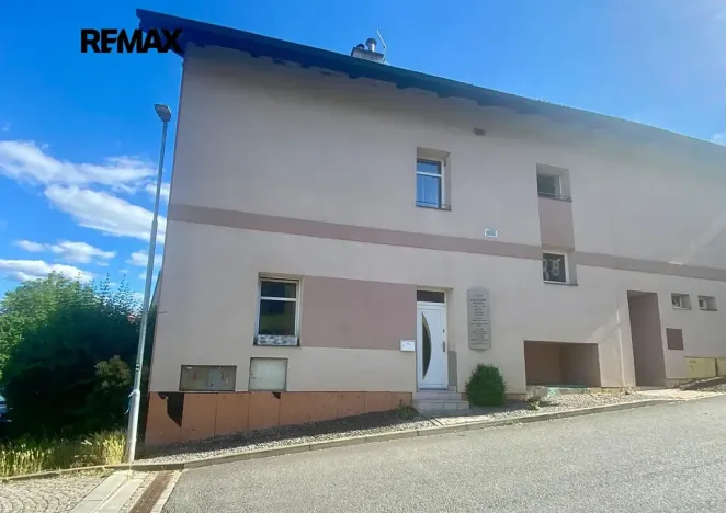 Pronájem bytu 1+1, Černošice, Jansova, 37 m2