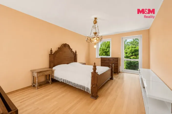 Prodej rodinného domu, Přerov nad Labem, 520 m2