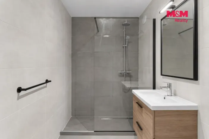Prodej bytu 3+1, Praha - Řepy, Španielova, 71 m2