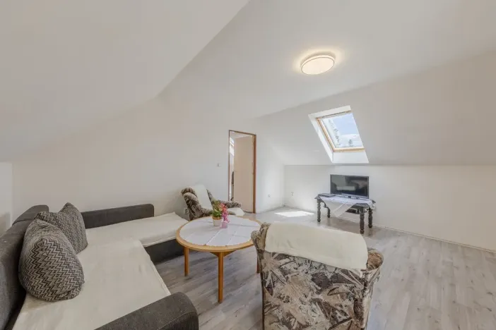 Prodej rodinného domu, Tismice, 200 m2