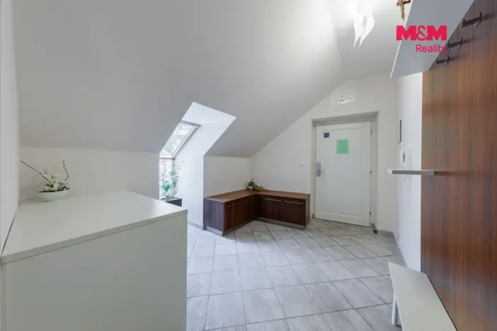 Prodej bytu 3+kk, Karlovy Vary, Moravská, 111 m2