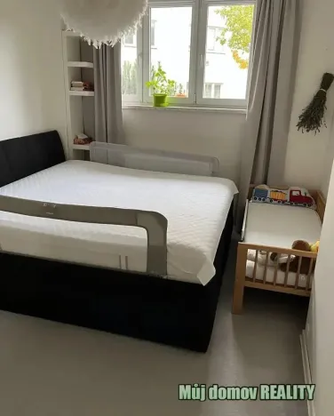 Pronájem bytu 2+kk, Praha - Krč, 44 m2