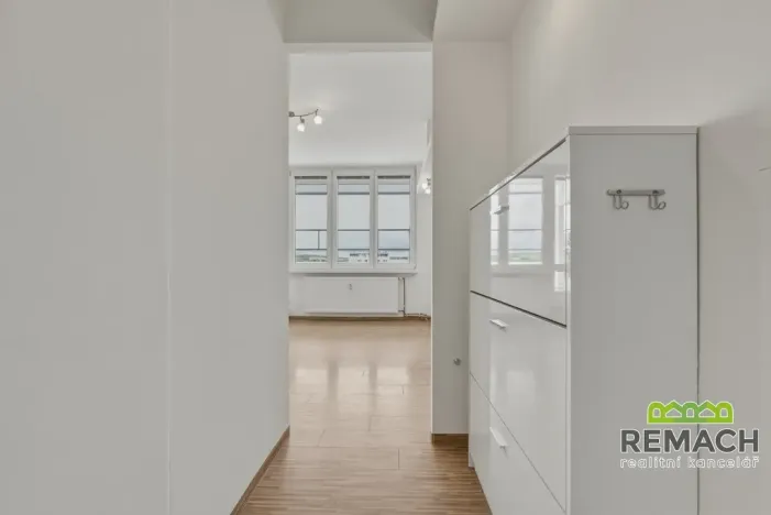 Pronájem bytu 1+kk, Zlín, Ševcovská, 33 m2
