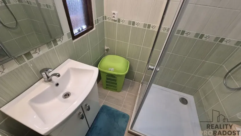 Prodej bytu 2+1, Břeclav, Dělnická, 57 m2