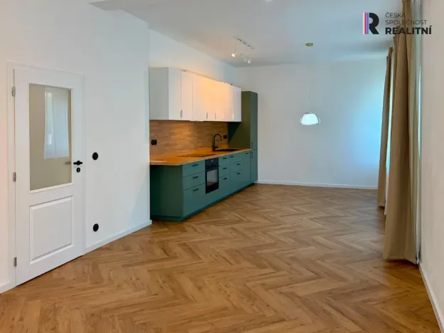 Pronájem bytu 2+kk, Praha - Nusle, Nad studánkou, 64 m2