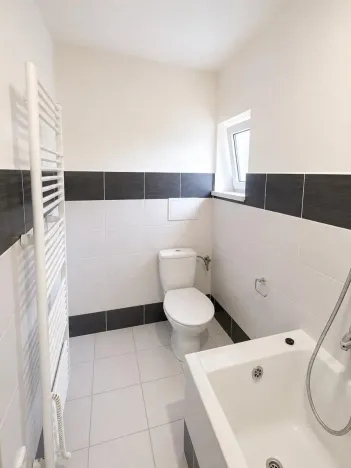 Pronájem bytu 1+kk, Varnsdorf, Nezvalova, 35 m2