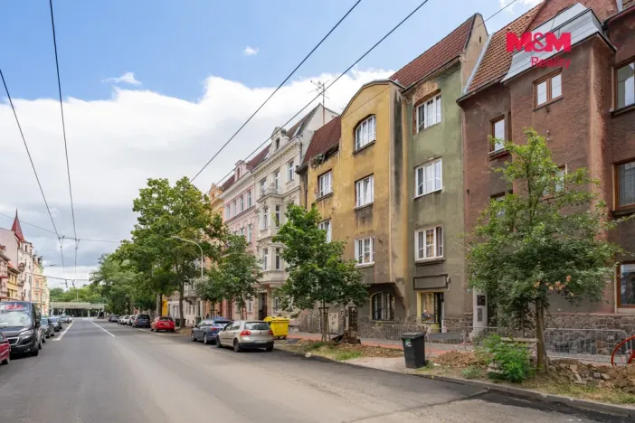 Prodej bytu 3+1, Teplice, Duchcovská, 102 m2