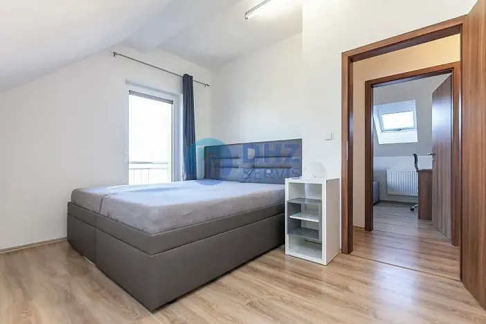 Prodej bytu 4+kk, Vysoký Újezd, U Vršku, 98 m2
