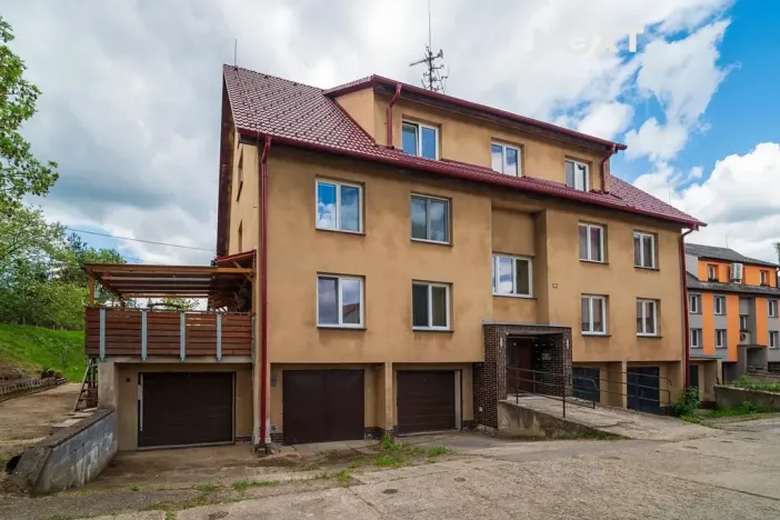 Prodej bytu 3+1, Tábor, Družstevní, 74 m2