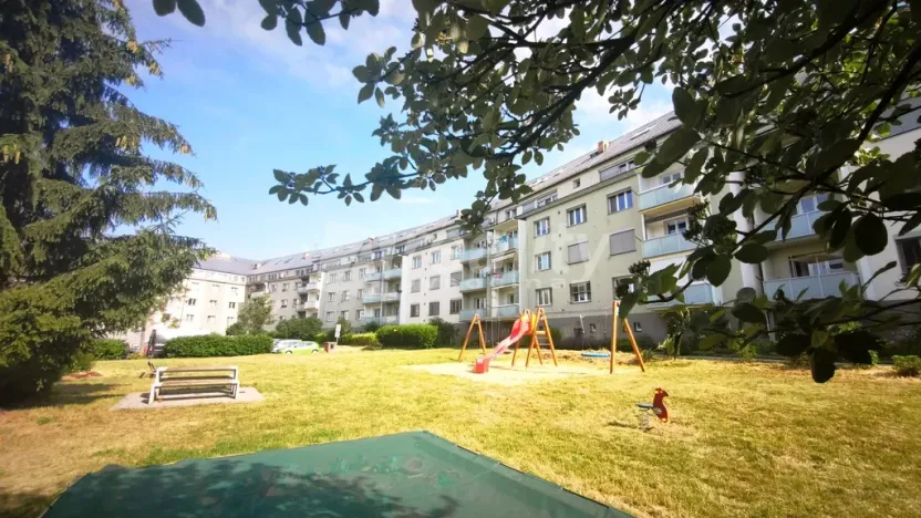 Pronájem bytu 2+1, Náměšť nad Oslavou, 55 m2