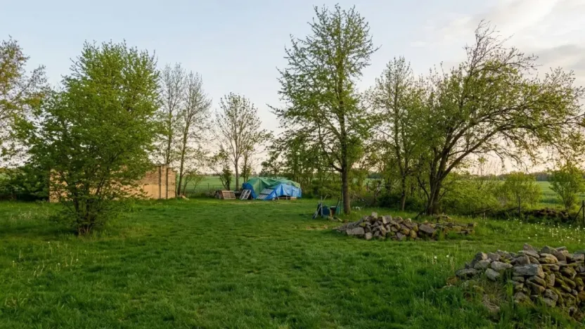 Prodej pozemku, Chorušice, 850 m2