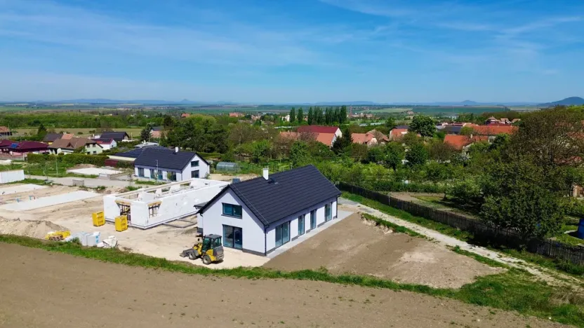 Prodej rodinného domu, Velvary, 84 m2