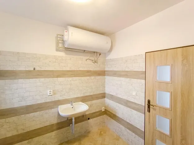 Prodej bytu 3+kk, Planá, Karlín, 61 m2