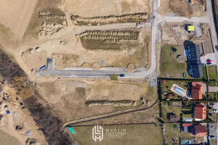 Prodej pozemku pro bydlení, Komárov, 729 m2