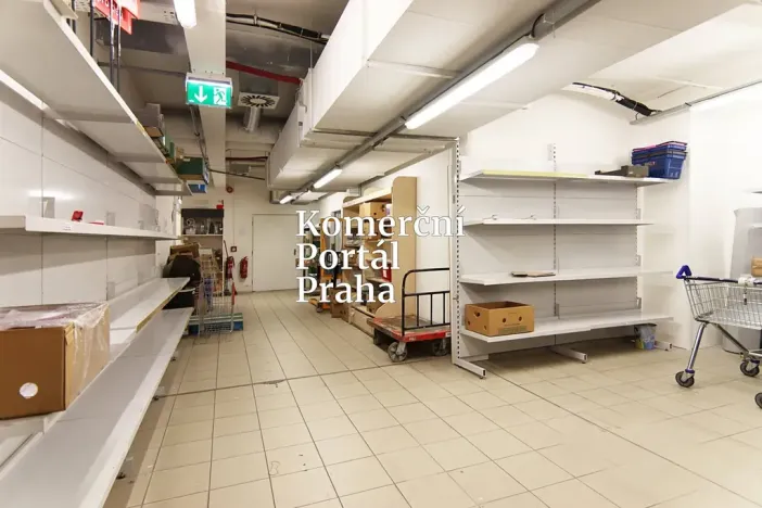 Pronájem obchodního prostoru, Praha - Krč, Olbrachtova, 450 m2