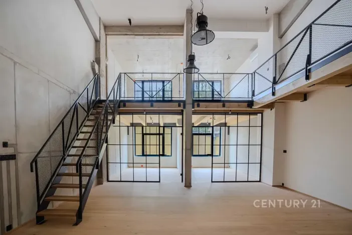 Prodej bytu 4+kk, Praha - Vysočany, Kolbenova, 176 m2