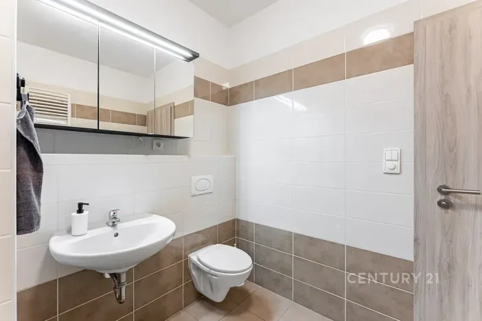 Prodej bytu 1+kk, Praha - Modřany, Soukalova, 38 m2