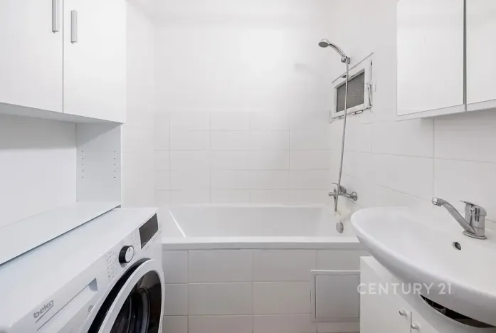 Pronájem bytu 2+kk, Praha - Nusle, K podjezdu, 55 m2