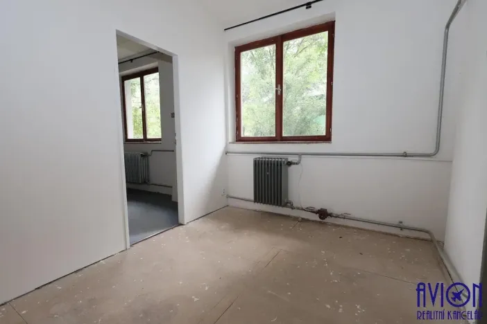 Pronájem výrobních prostor, Praha - Čakovice, Na bahnech, 160 m2