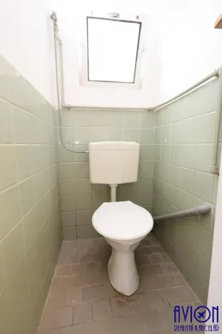 Pronájem výrobních prostor, Praha - Čakovice, Na bahnech, 160 m2