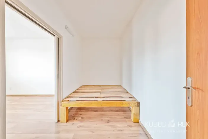 Prodej bytu 1+1, Tábor, Nad Obchvatem, 53 m2