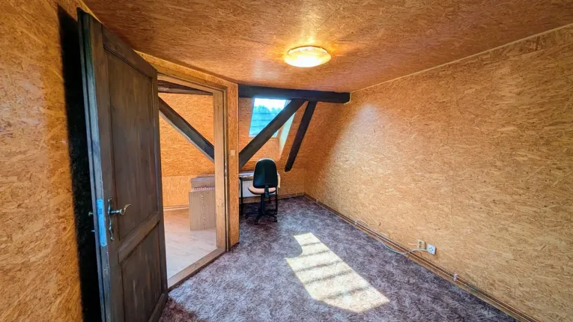 Pronájem bytu 3+kk, Jince, Eškova, 75 m2