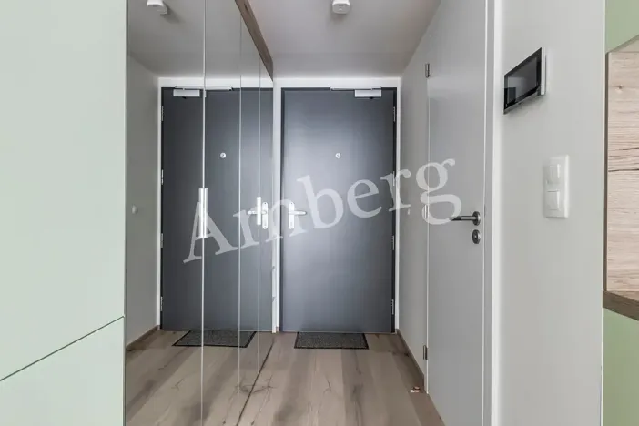 Pronájem bytu 1+kk, Praha - Karlín, Sokolovská, 28 m2