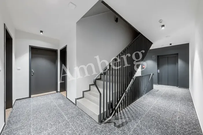 Pronájem bytu 1+kk, Praha - Karlín, Sokolovská, 28 m2