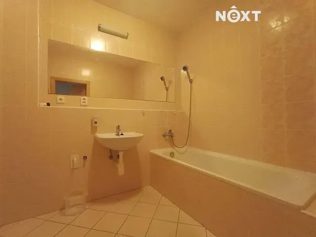 Pronájem bytu 2+kk, Pardubice, Bělehradská, 62 m2